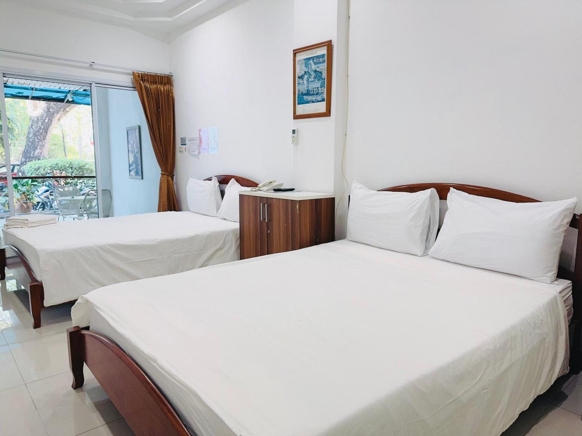 Baan Suan Khun Ta And Golf Resort Ubon Ratchathani Exterior foto