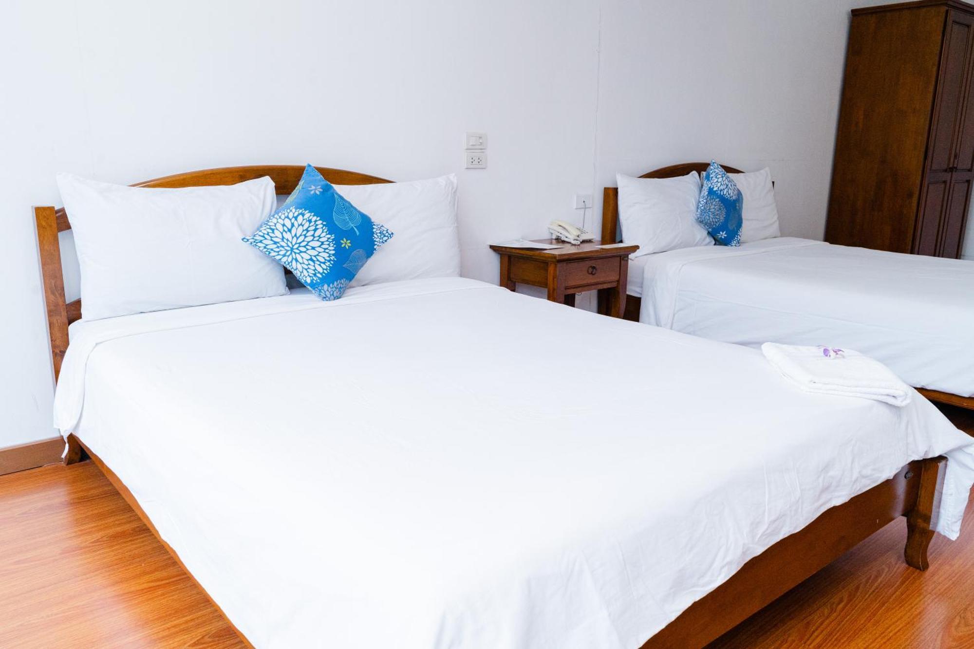 Baan Suan Khun Ta And Golf Resort Ubon Ratchathani Exterior foto
